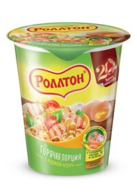 Лапша быстрого приготовления РОЛЛТОН с курицей Цезарь